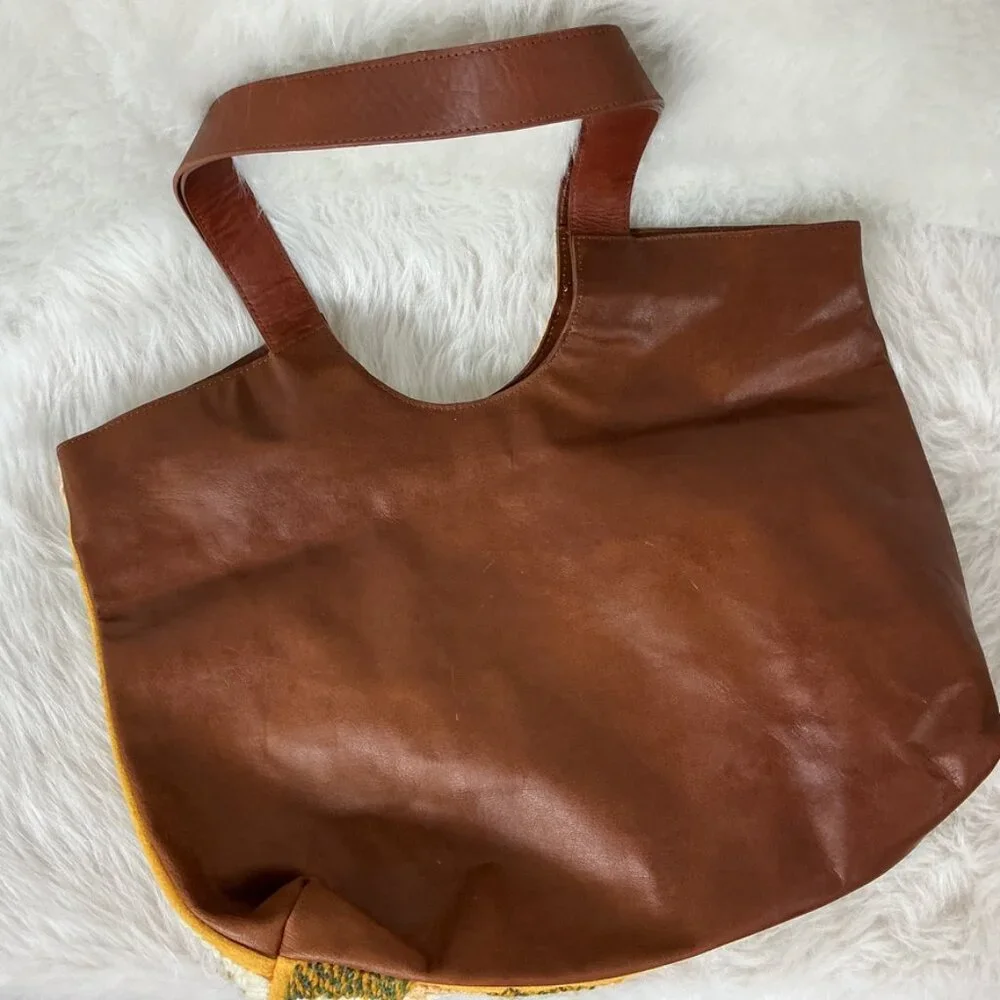 Anthropologie Aimee Gold Yellow Floral Embroidered Beaded Tote Bag NWOT - Picture 4 of 8